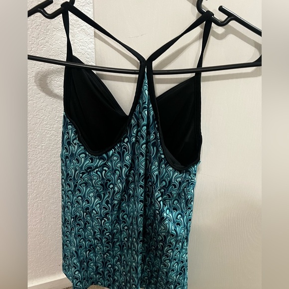 Champion Blue Embellished Backless Camisole - Picture 4 of 4